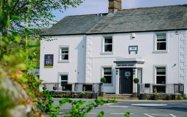 1863 Restaurant with Rooms
