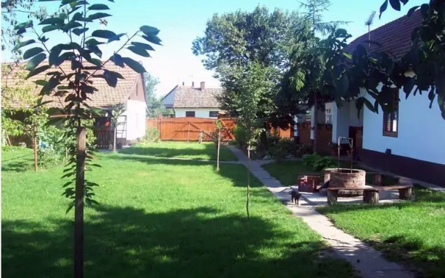 Bihari Lovasvendégház