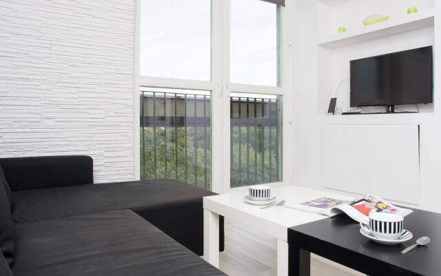 Goodnight Warsaw Apartments