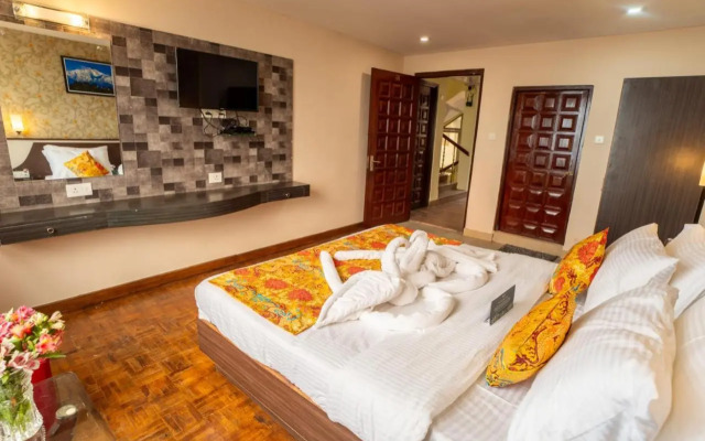 Muscatel Fairmont – 100 Mts from Mall Road