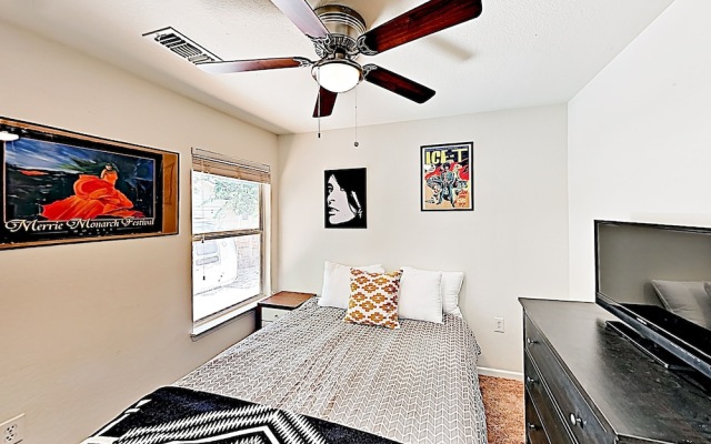 1184 Austin - 3 Br Home