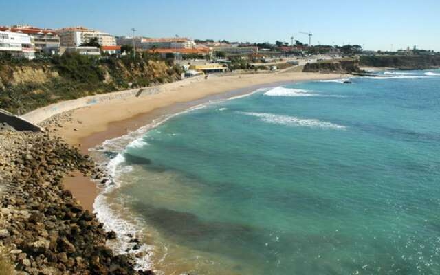2 Bedroom Apartment Sol de Linda-a-Velha