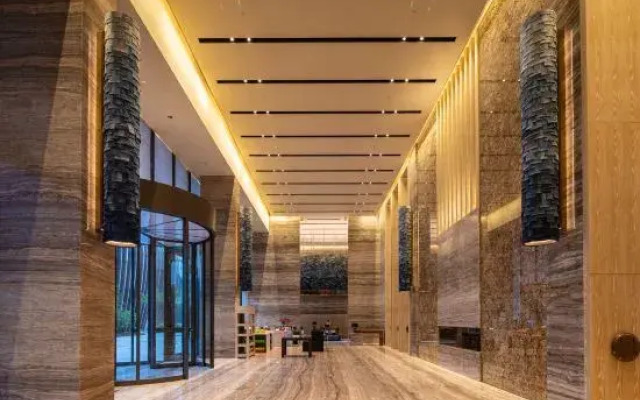 Girdear Hotel