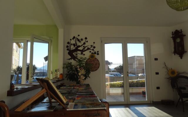 Helianthus Residence