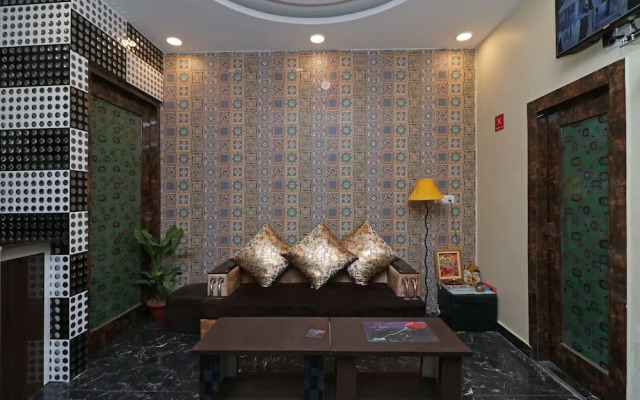 OYO Flagship 10223 Hotel Clouds 21