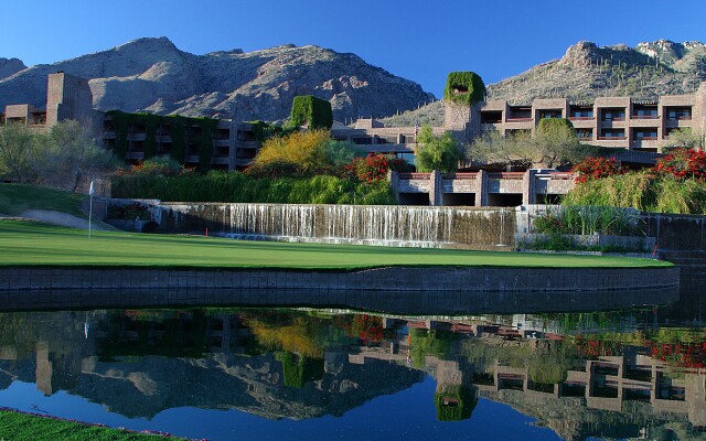 Loews Ventana Canyon Resort