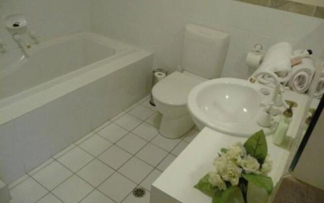 Adelaide Iconic East End WIFI Netflix