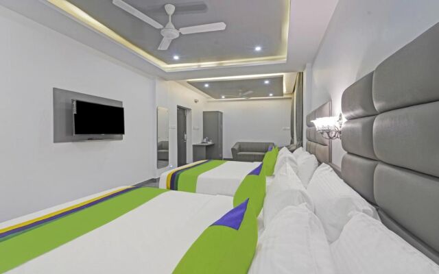 Treebo Premium Raffis' Andalusia Bay Way