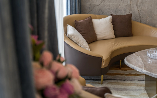 Huzhou Junchen Rezen Hotel
