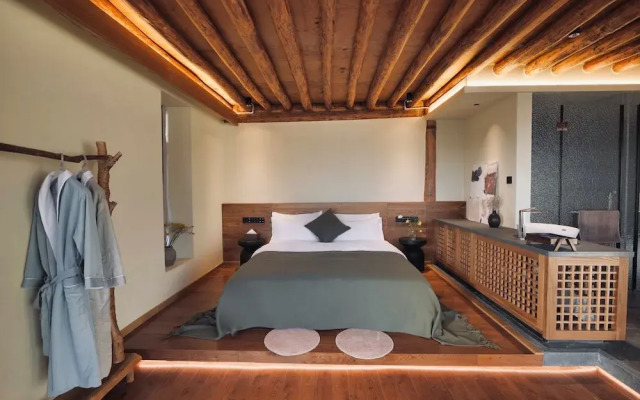 Leisure Courtyard Seascape Designer Homestay (Erhai Ecological Corridor Branch)