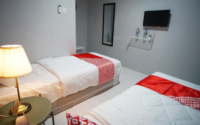 Sani Guest House by OYO Rooms