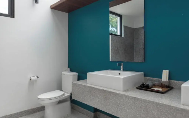 Tropical Garden House