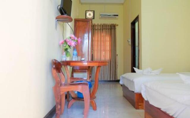 Dok Ban Hotel