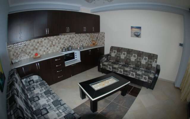 Kleri Beach Apartments