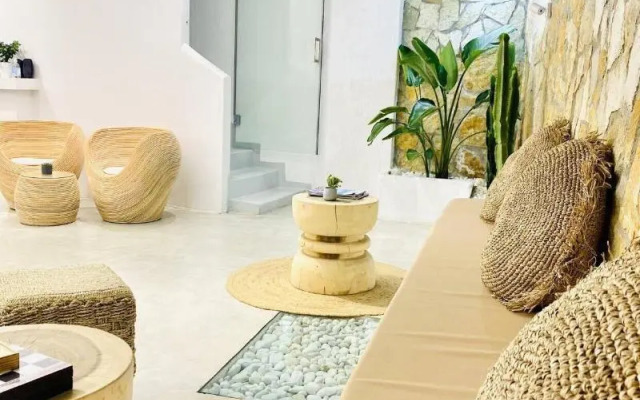 Geo & Art Boutique Hotel