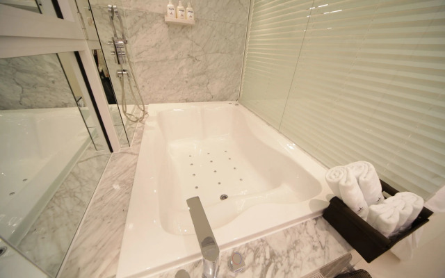 Hotel Star Masterpiece Suite