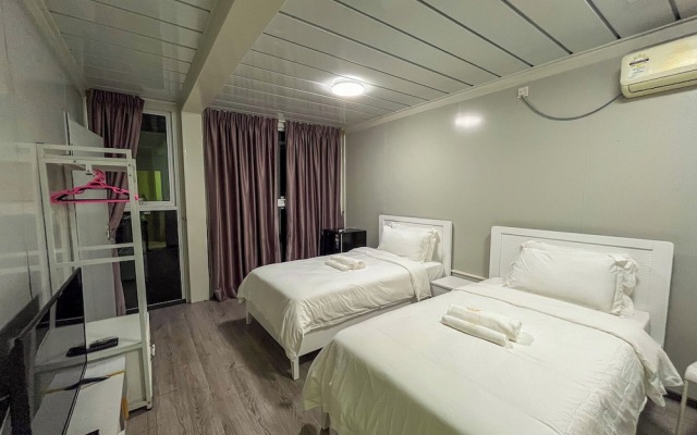 Titiwangsa Cabin Retreats by uBook