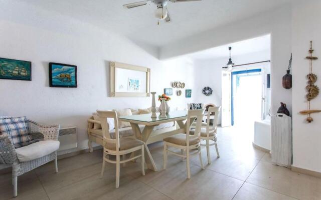 Beachfront Villa Giovanna-Premium Location&Jacuzzi
