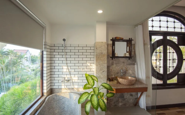 7S Hotel Nipa Riverside Villa Hoian