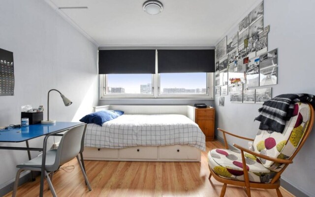 Retro Flat in Trendy Bethnal Green