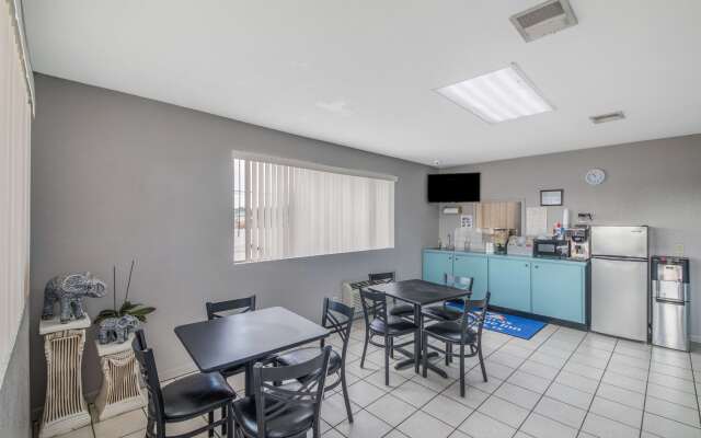 Americas Best Value Inn Giddings