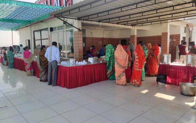 Vinayak Palace Hoshangabad