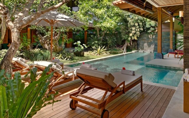 Villa 3br -100m to Kudetaseminyak Beach
