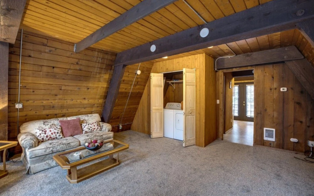 Mt Baker Lodging Ensuite 5 - Sleeps 2