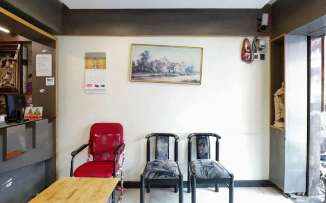 Goroomgo Veekay Regency Bengaluru