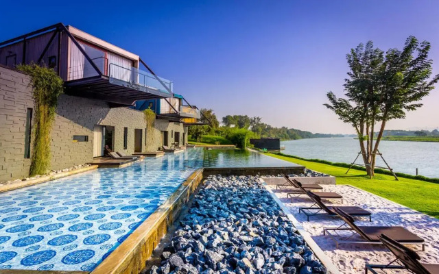 The Xcape River Kwai