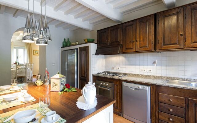 Nice Villa with Private Pool & Large Garden near Cortona