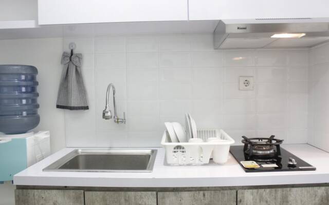 Modern Look Studio Apartment at Grand Asia Afrika