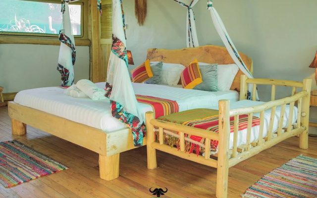 Embogo Lodges