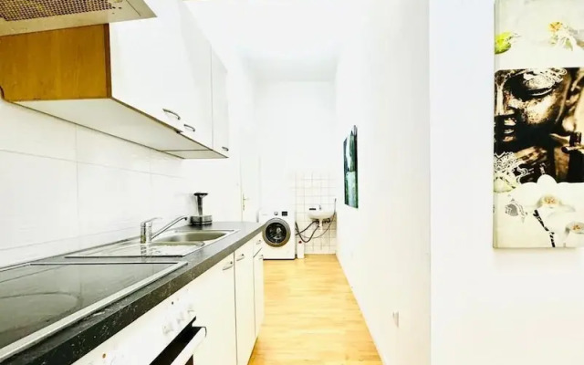 10BR Apt for Groups 8Min to Rathausplatz