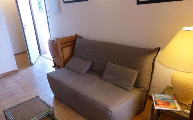 Appartement Le Lavandou, 1 pièce, 4 personnes - FR-1-308-80