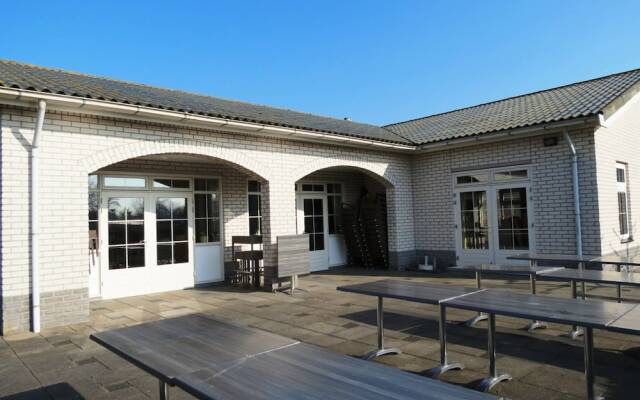 Spacious Home, Near the North Sea Beach