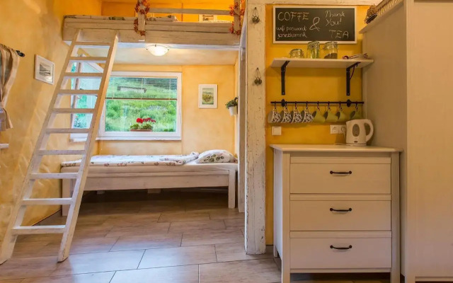 House Gabrijel (room by a stream)