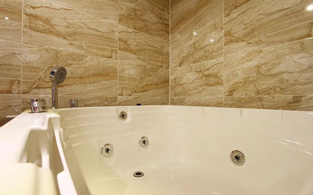 Orsay Business Hotel
