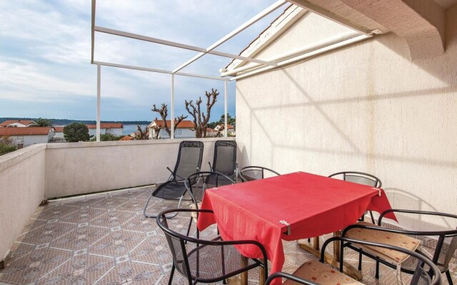 Beautiful Home in Banjol With Wifi and 2 Bedrooms