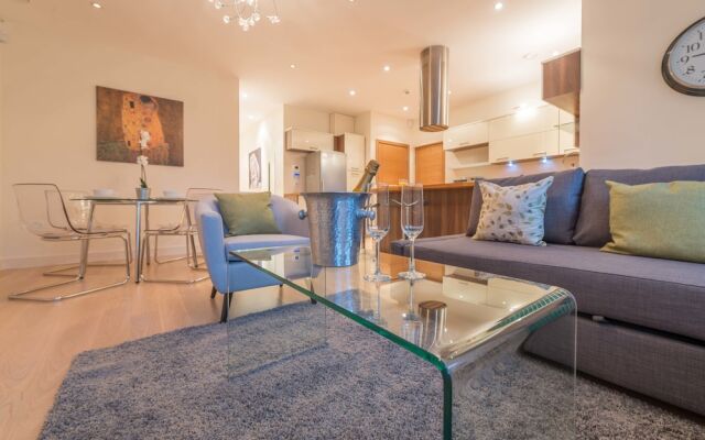 Hampden Apartments - The Catherine
