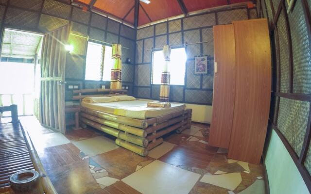 Chelle's Guest House and Backpackers - Hostel