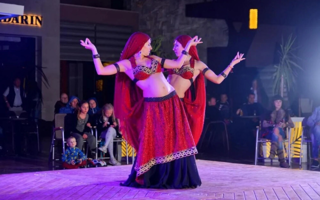 Albatros Aqua Blue Azrak VIP Package