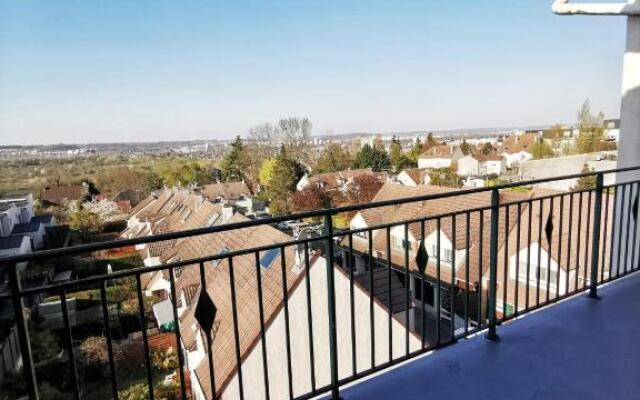 Le 79 Reflet de la Marne