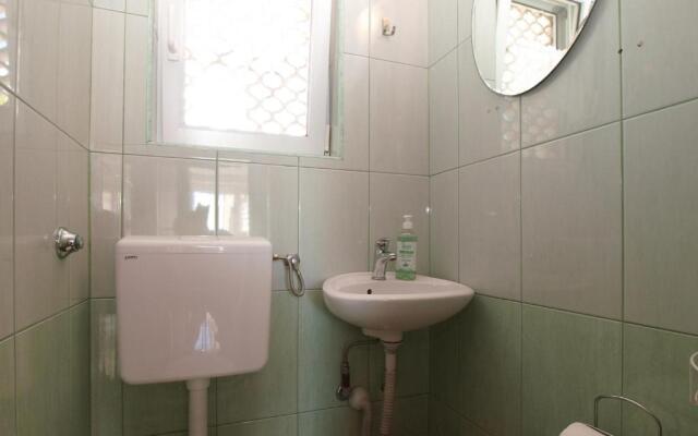 Apartment Lavender 700