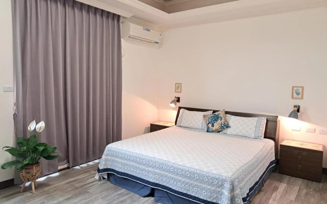 7 Hostel