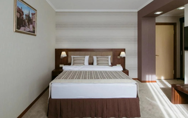 Yayla Hotel — фото
