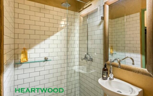 Heartwood Cottage