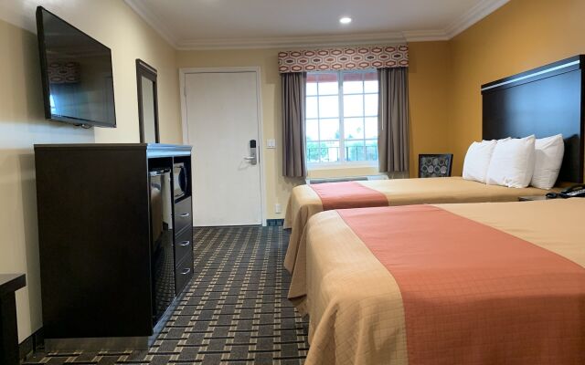 Ontario Inn & Suites