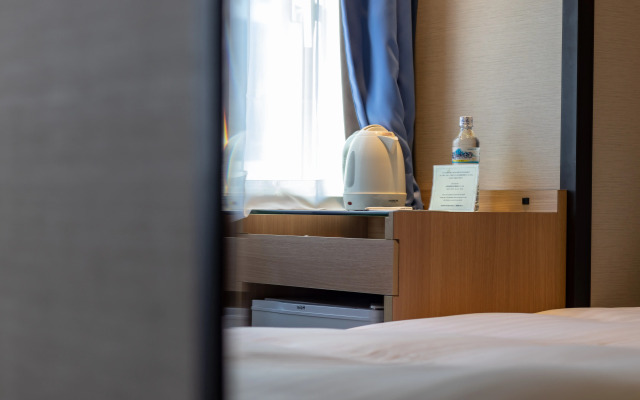 E Hotel Higashi Shinjuku