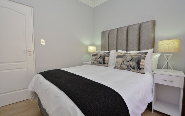 The Blue Sapphire Guesthouse